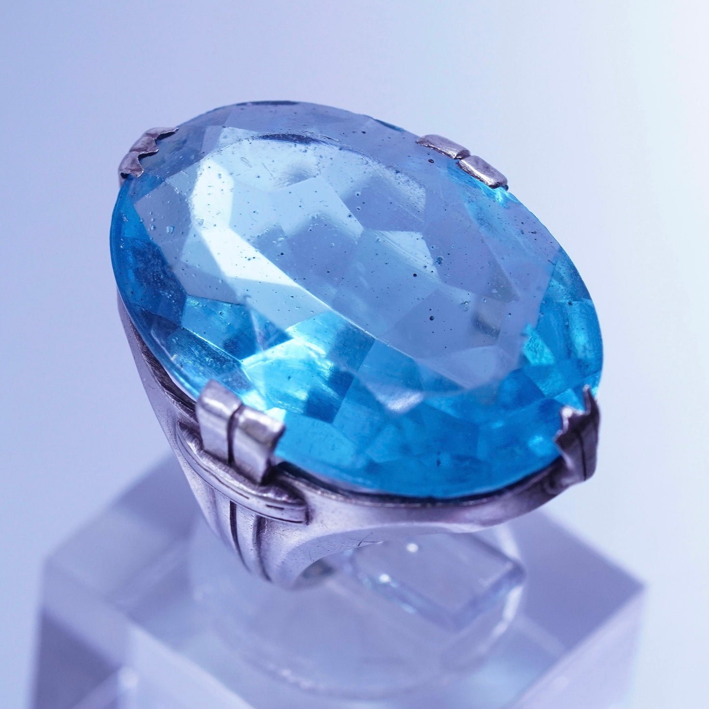 Size 3.5, vintage Sterling 925 silver handmade cocktail ring with blue glass