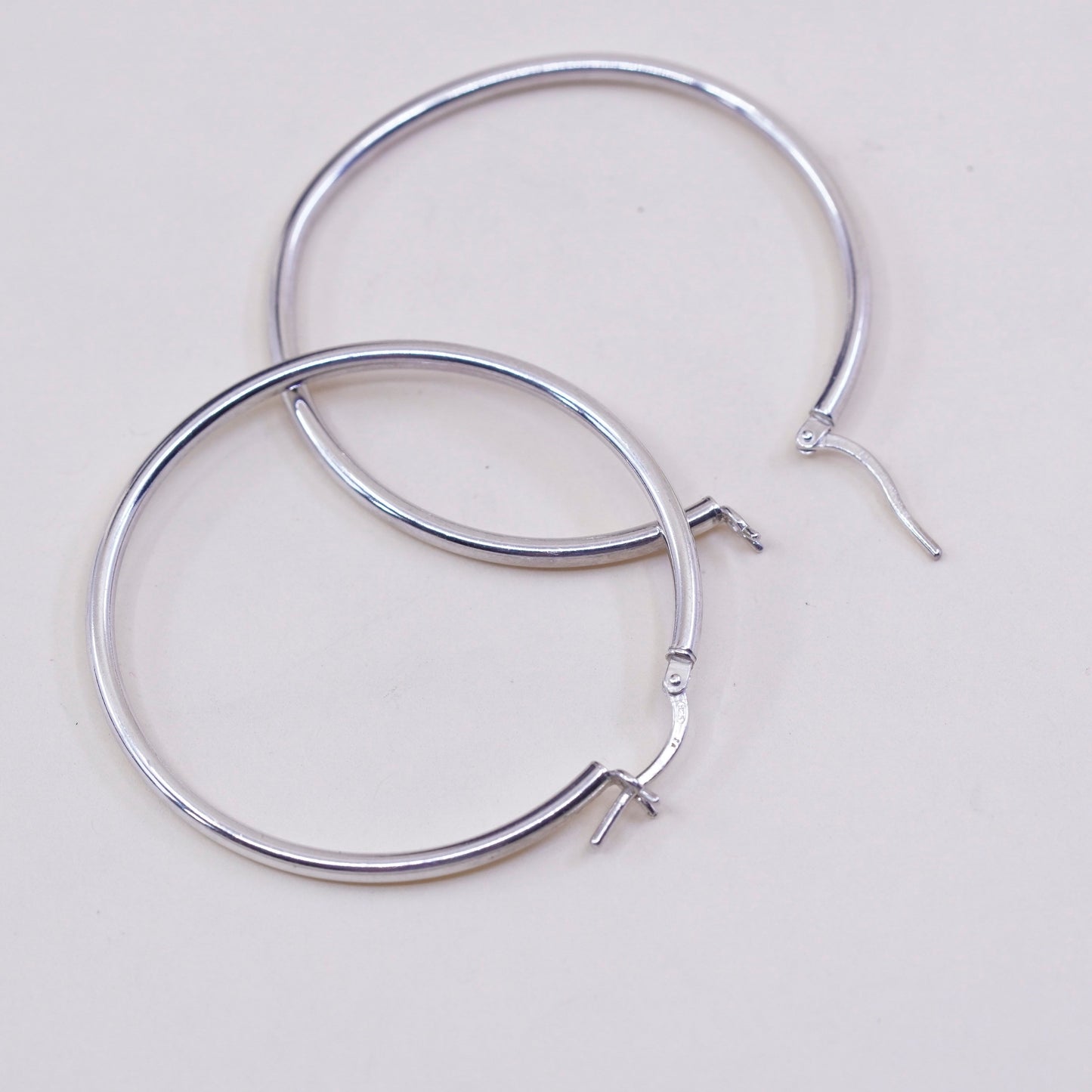 1.5” Vintage sterling silver loop earrings, fashion minimalist primitive hoops