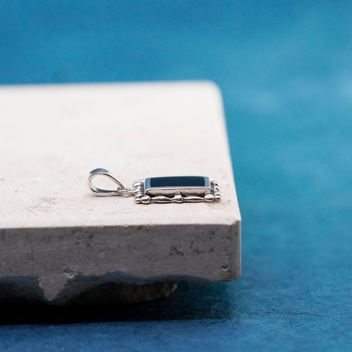 Vintage Sterling 925 silver handmade pendant with rectangular onyx