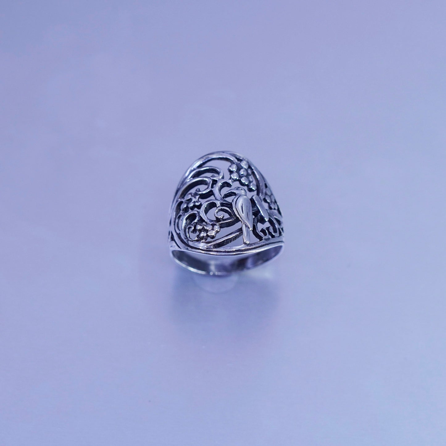 Size 8, vtg southwestern Sterling 925 silver handmade ring, filigree bird band