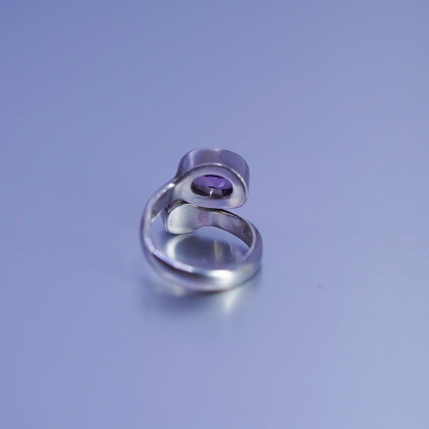 Size 5, vintage Sterling 925 silver handmade wrap band ring with amethyst pearl