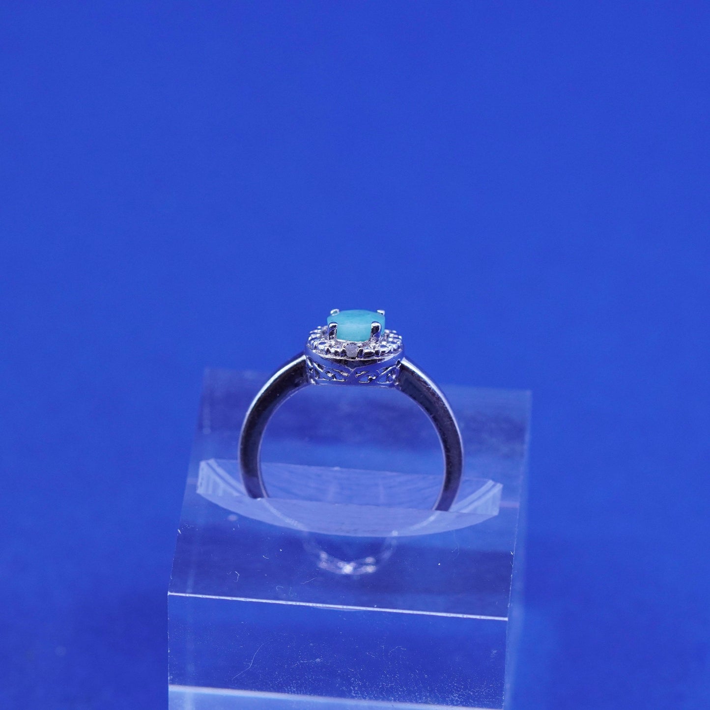 Size 6.25, vintage sterling silver handmade ring, 925 with jade and diamonds