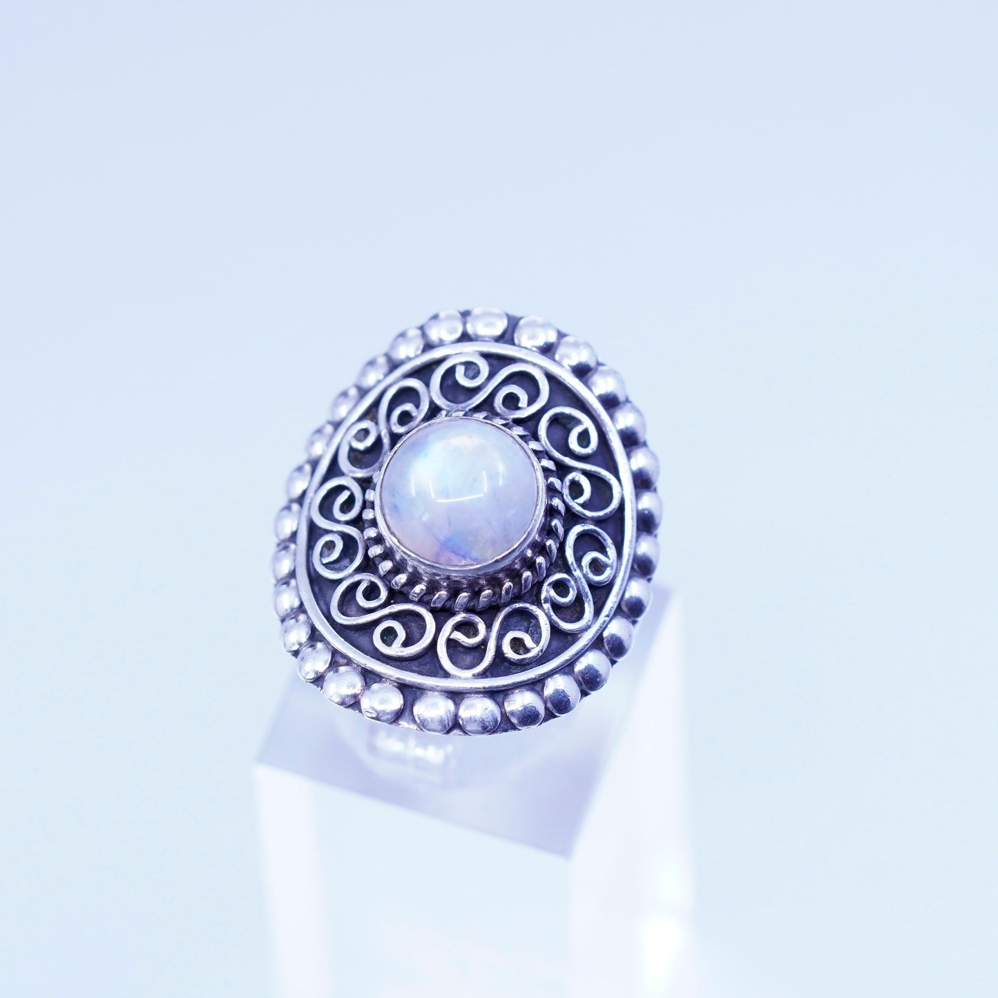 Size 6.25, vintage Sterling 925 silver handmade bali ring with moonstone