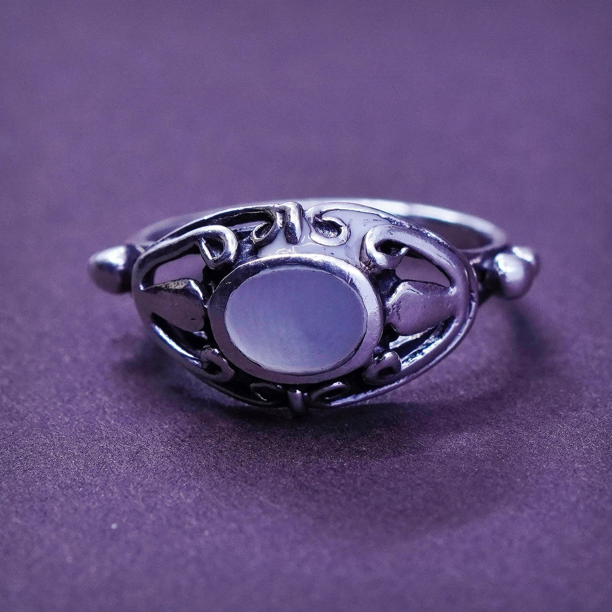 Size 3.75, vtg Sterling 925 silver handmade ring w/ mother of pearl N filigree