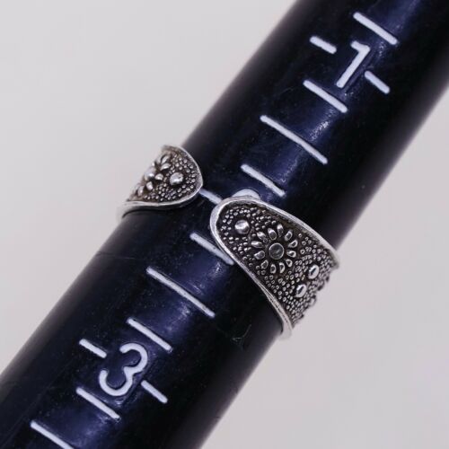 Size 2, Vtg Sterling Silver handmade open end Ring. 925 Flower Band, Stamped 925