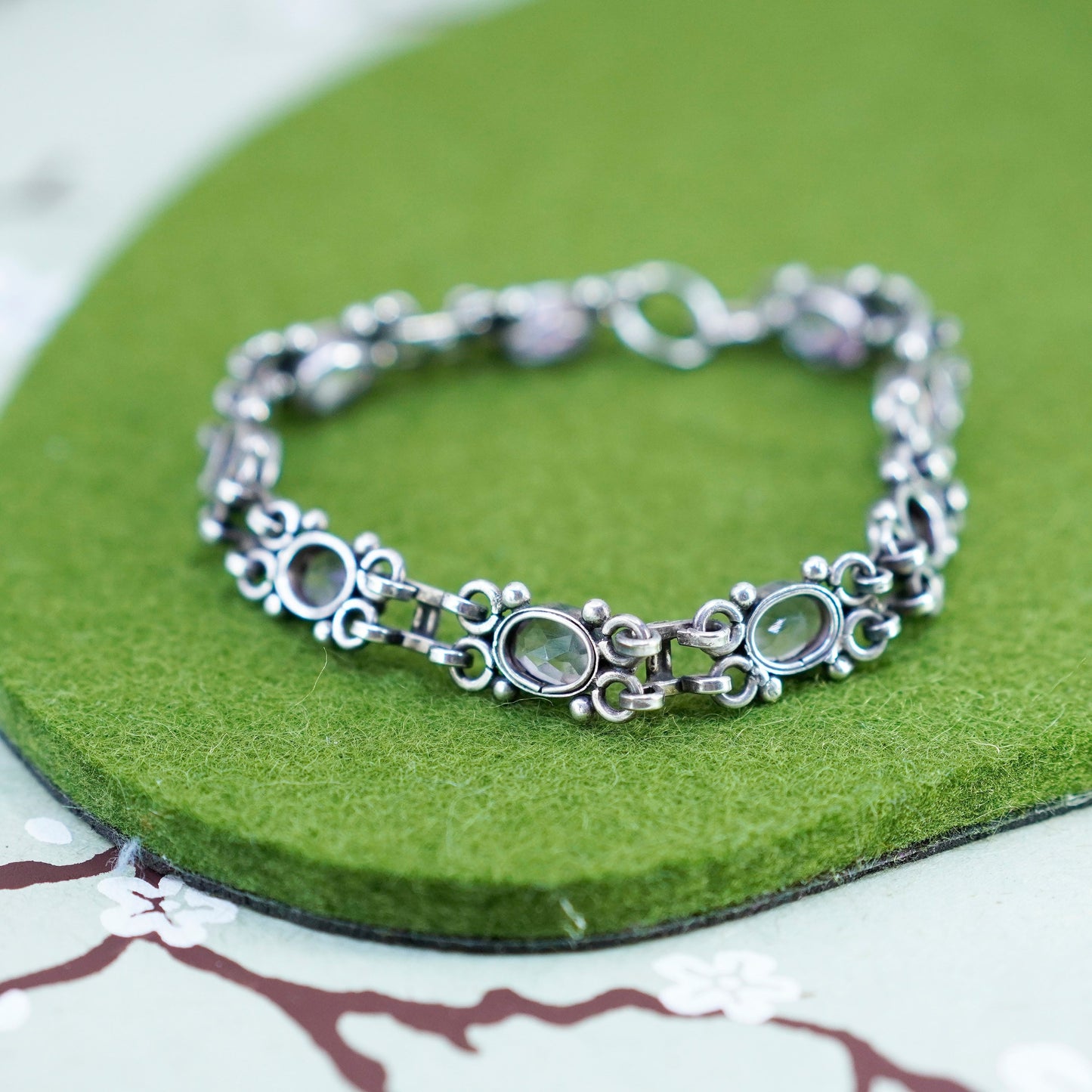 7”, Vintage Sterling 925 silver handmade bracelet with amethyst