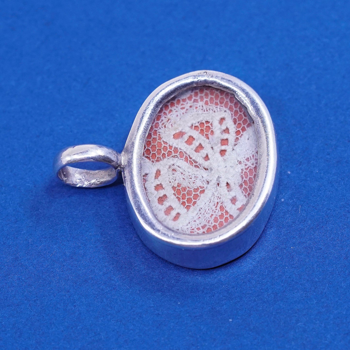Vintage sterling silver handmade pendant, 925 with lace inlay, silver tested