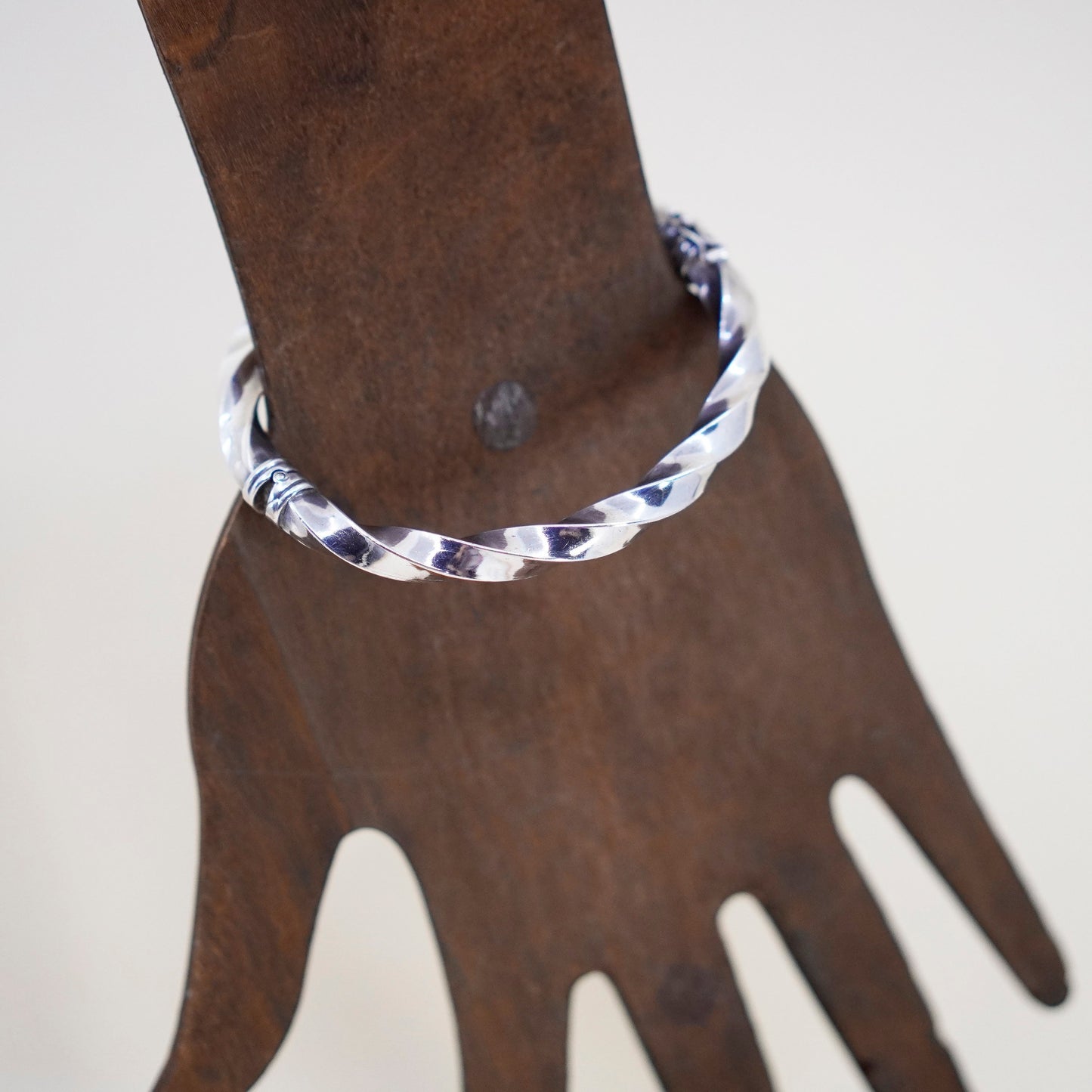 7”, Vintage sterling silver handmade bracelet, twisted 925 cable hinged bangle