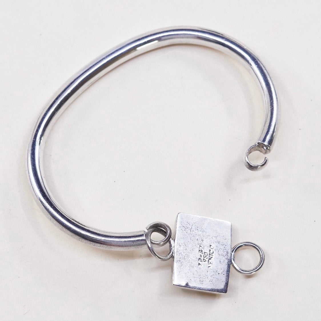 6.5", vtg mexico sterling silver bangle bracelet with turquoise details