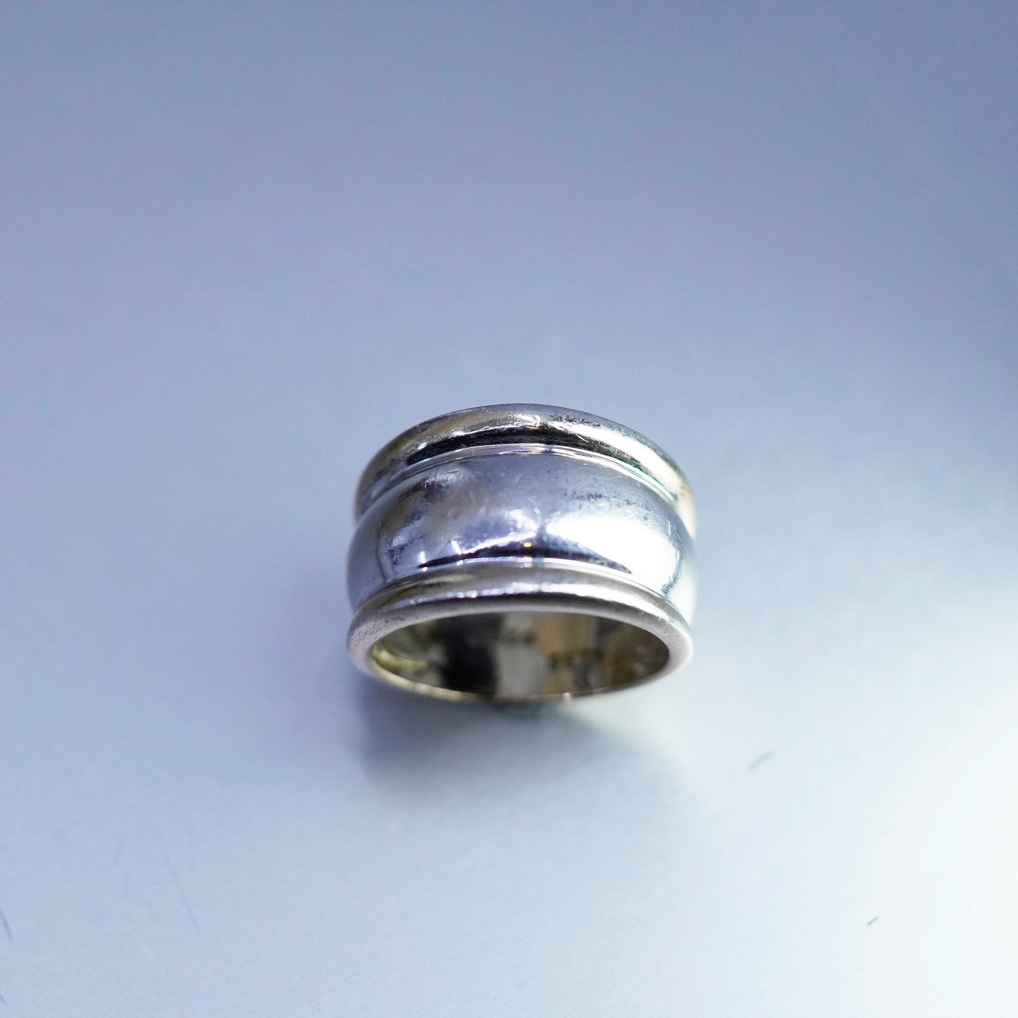 Size 8, vintage Seta Sterling 925 silver handmade ring, modern ribbed band