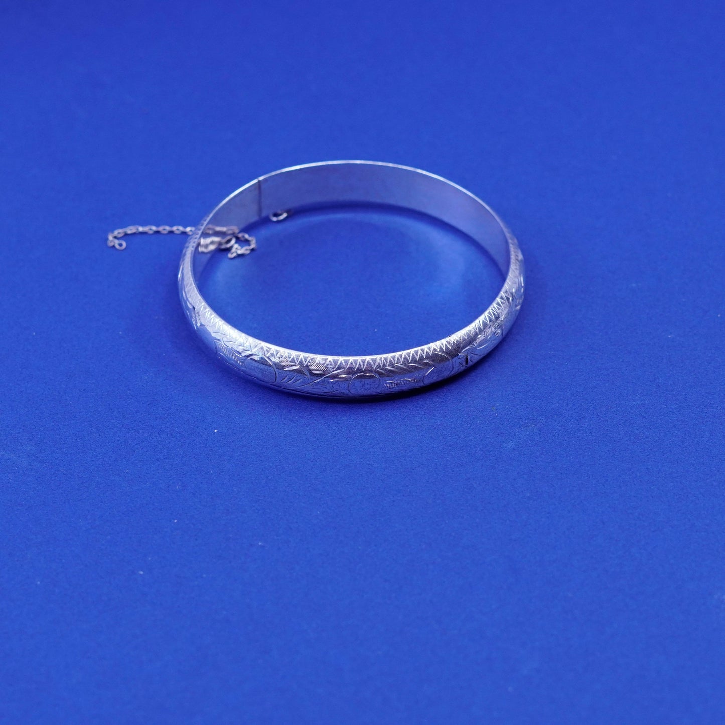 6.5”, sterling silver wide bracelet, 925 hinged flower floral textured bangle
