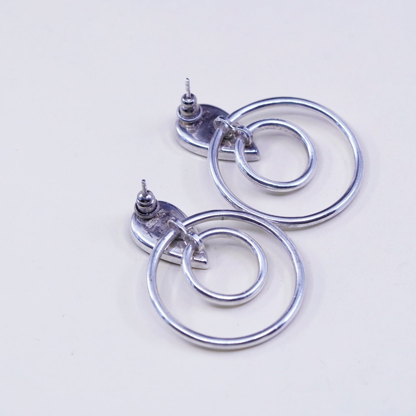 1.5”, vtg Sterling 925 silver handmade circle earrings with teardrop obsidian