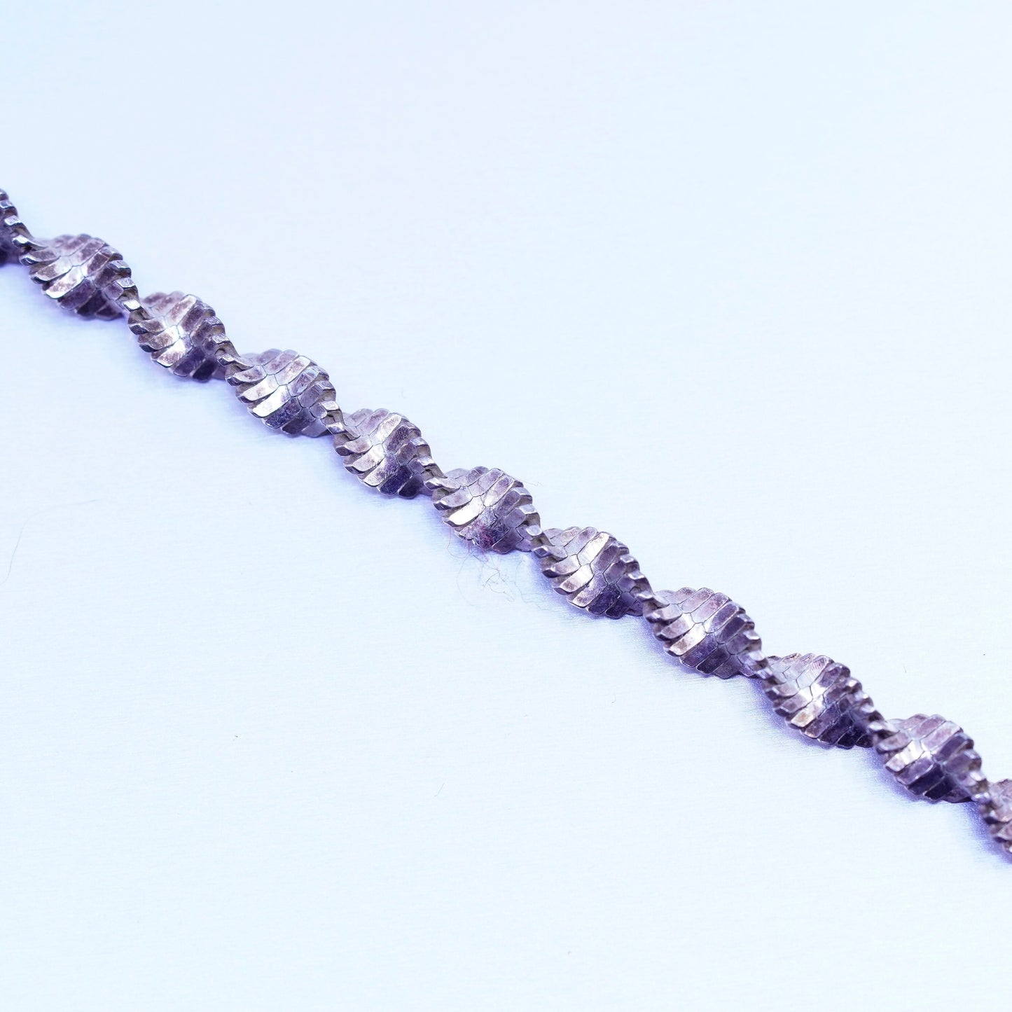 7.25”, Vintage Italy Sterling 925 silver bracelet, twisted herringbone chain