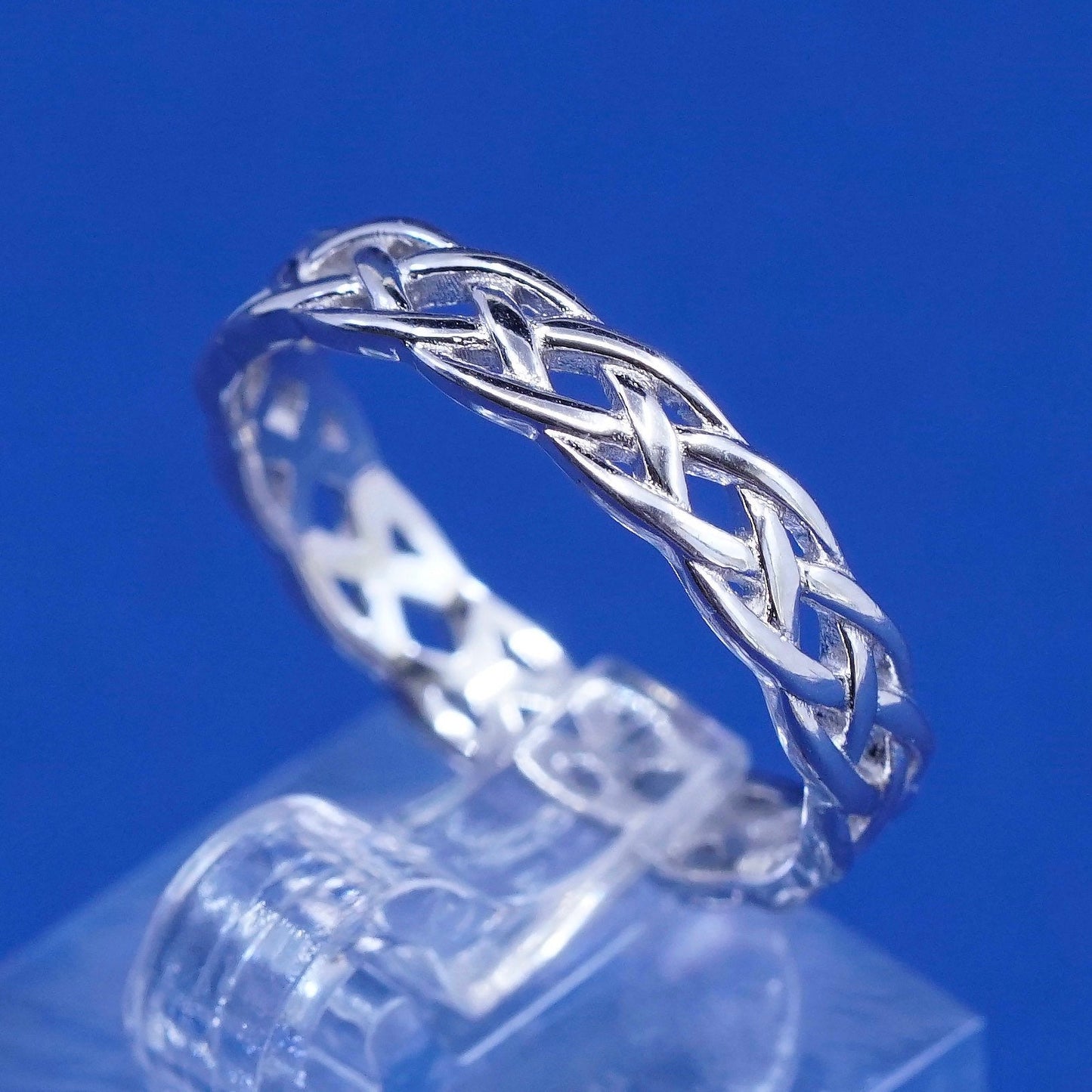 Size 7.25, vintage Sterling silver handmade ring, 925 woven band