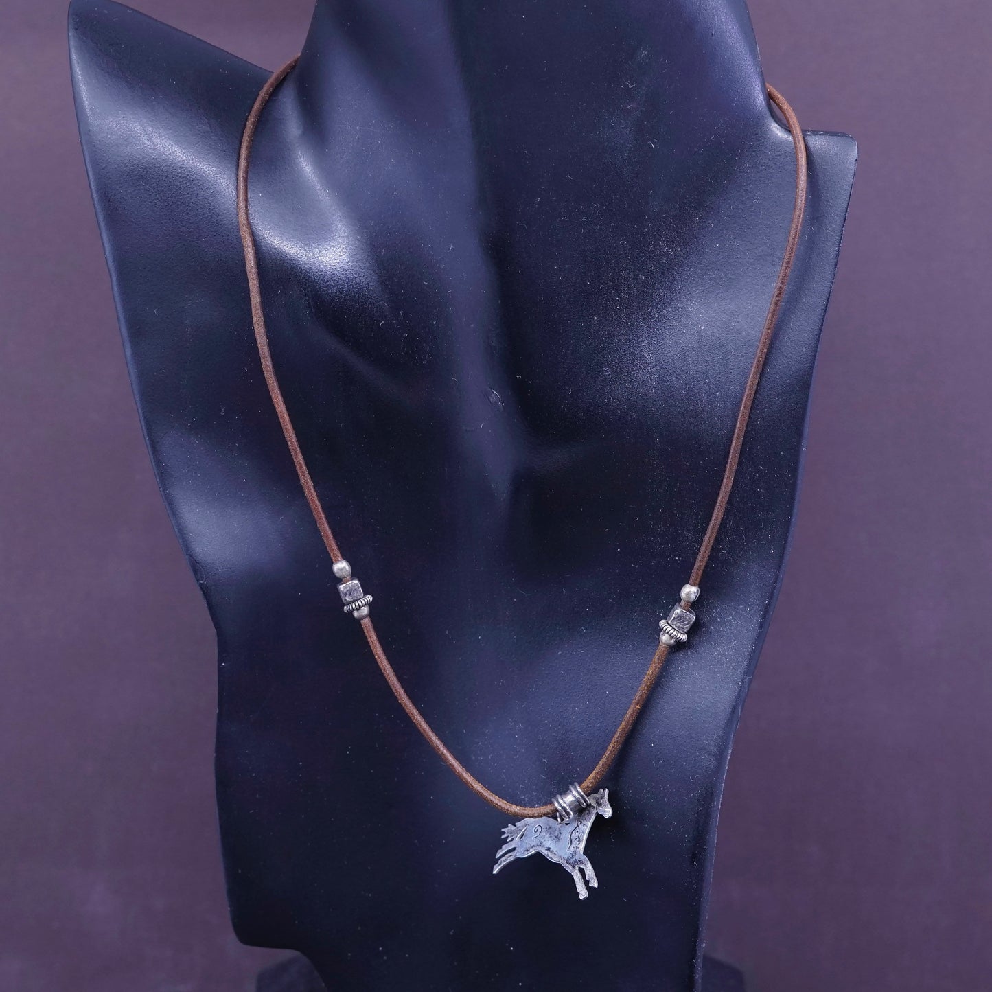 18”, Hopi Wes Willie Navajo Sterling 925 silver Native American horse necklace