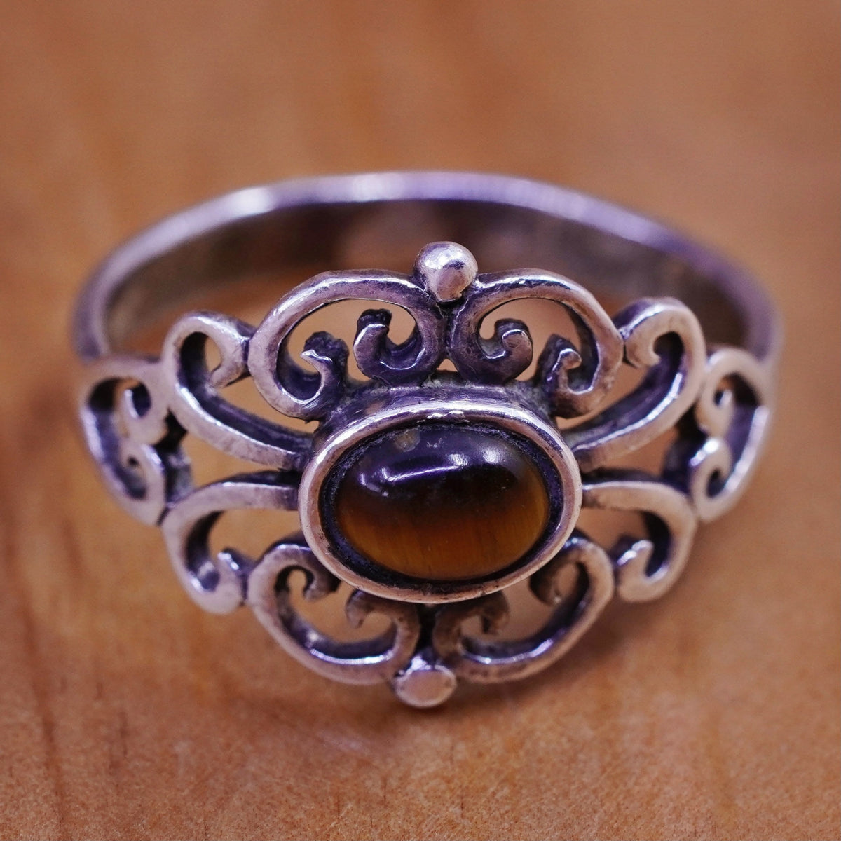 Size 7.5, vintage Sterling 925 silver handmade ring with golden tiger eye