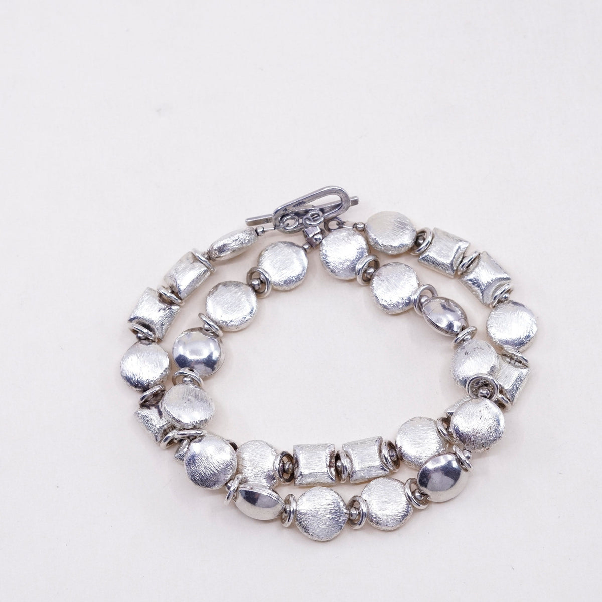 6.75”, Vintage mexico sterling silver double stands bracelet with textured disc