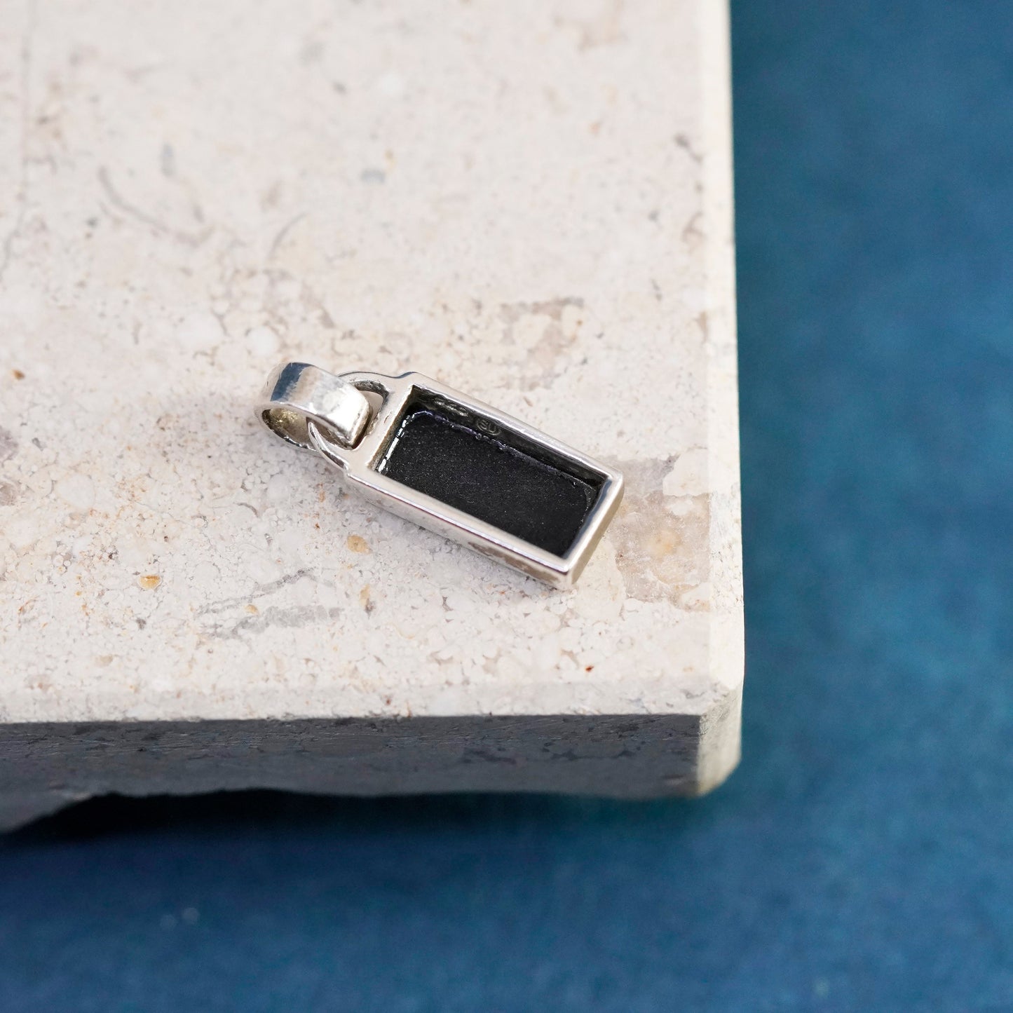 Vintage Sterling 925 silver handmade pendant with onyx