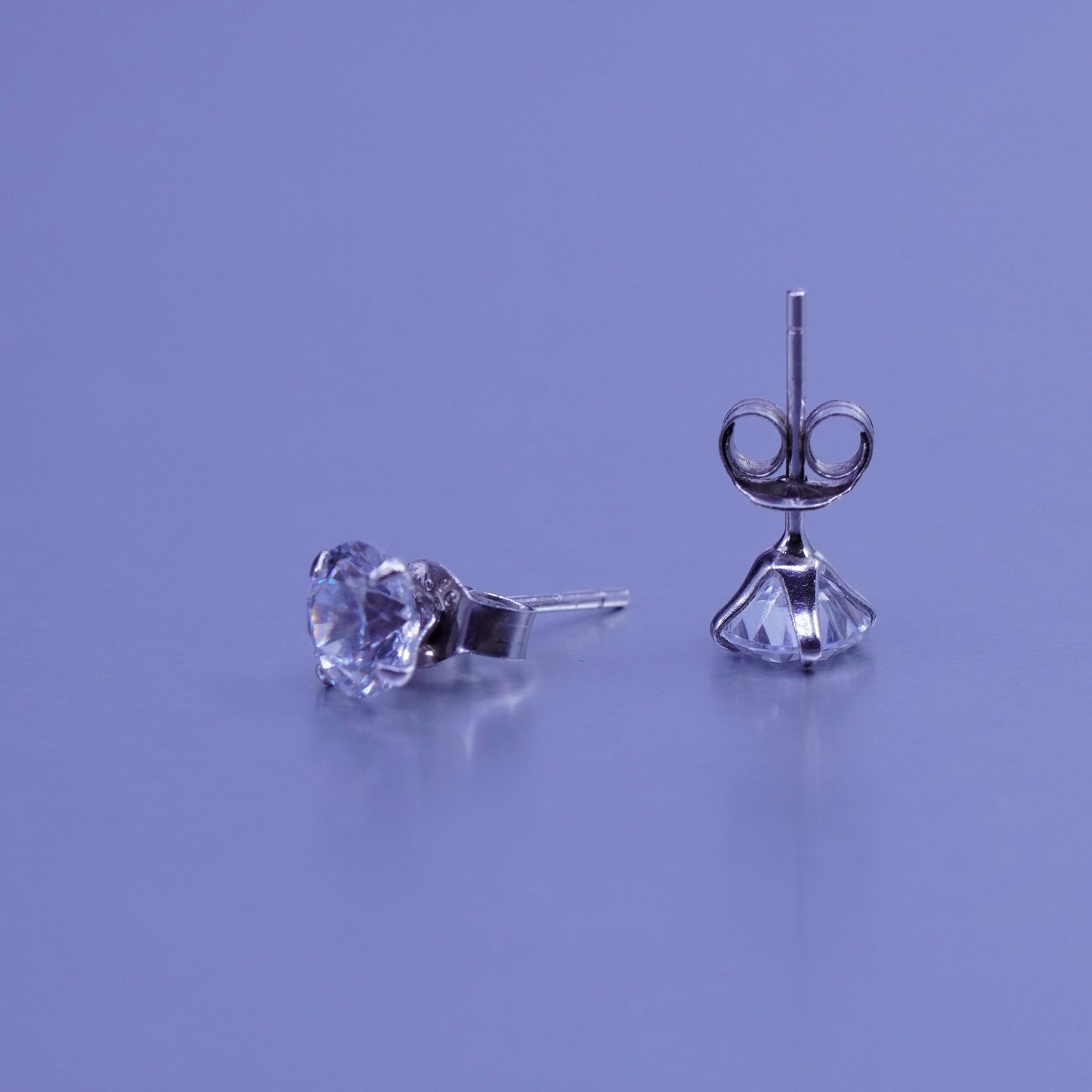 5mm Vintage Sterling 925 silver earrings, studs with round Cz inlay