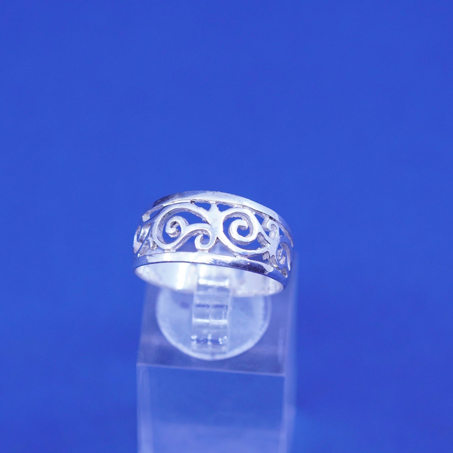 Size 9, vintage Sterling silver handmade ring, 925 Filigree swirl band
