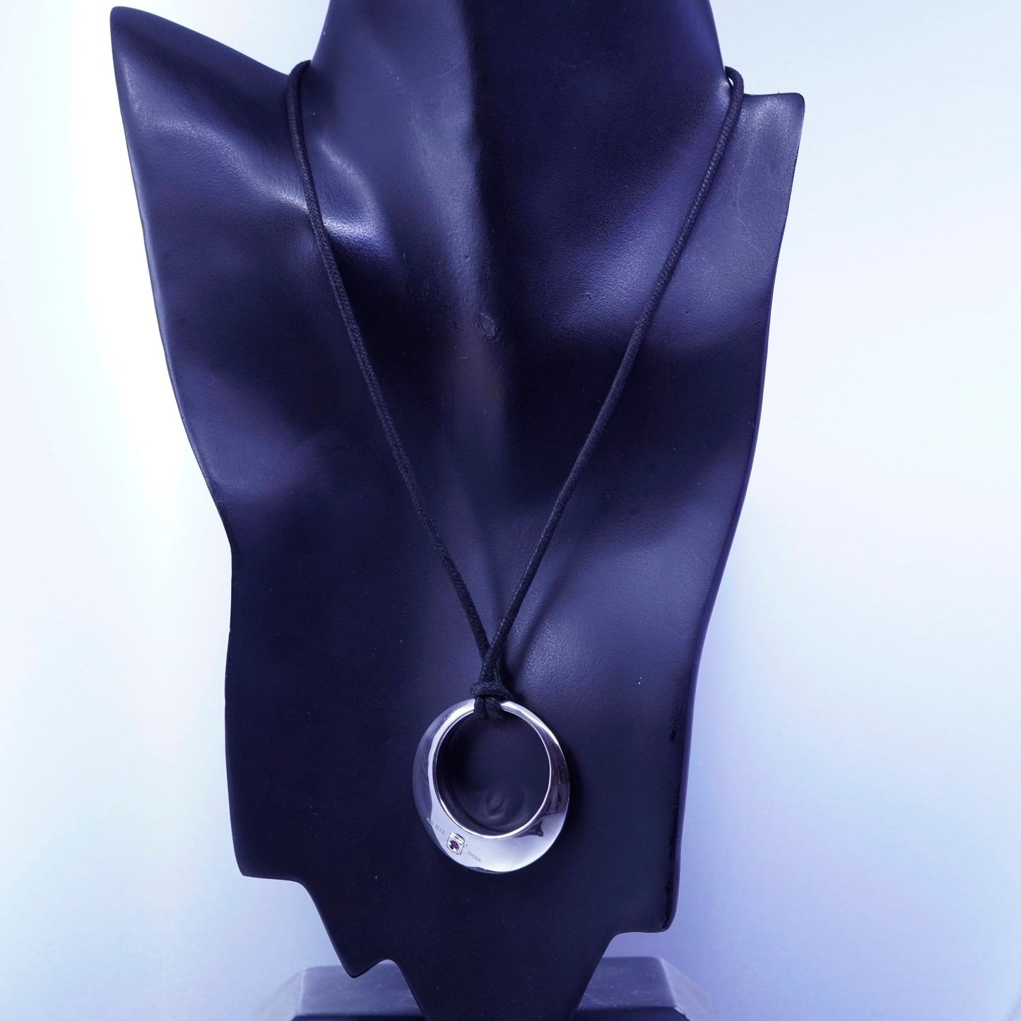 18+2”, designer Elle modern necklace sterling 925 silver circle pendant linen