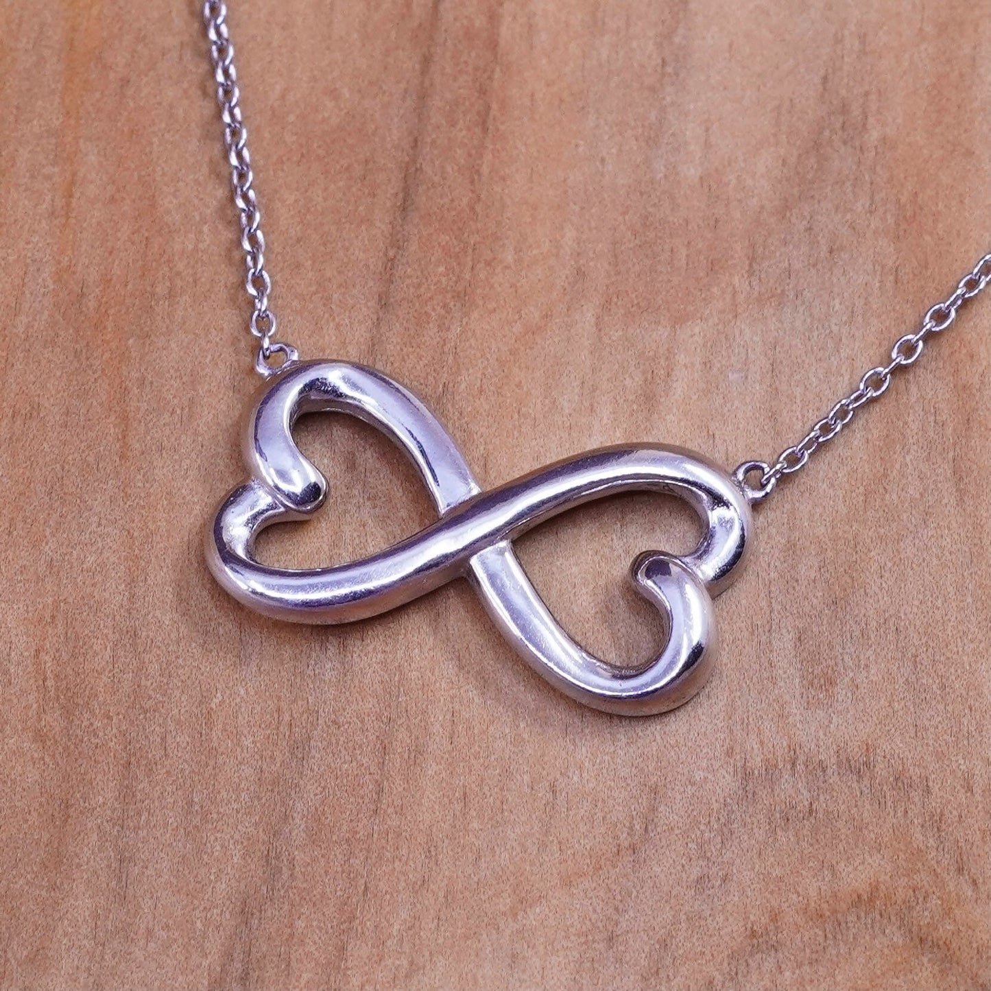 18”, Italy Sterling 925 Silver Circle Chain Necklace W/ double hearts Pendant