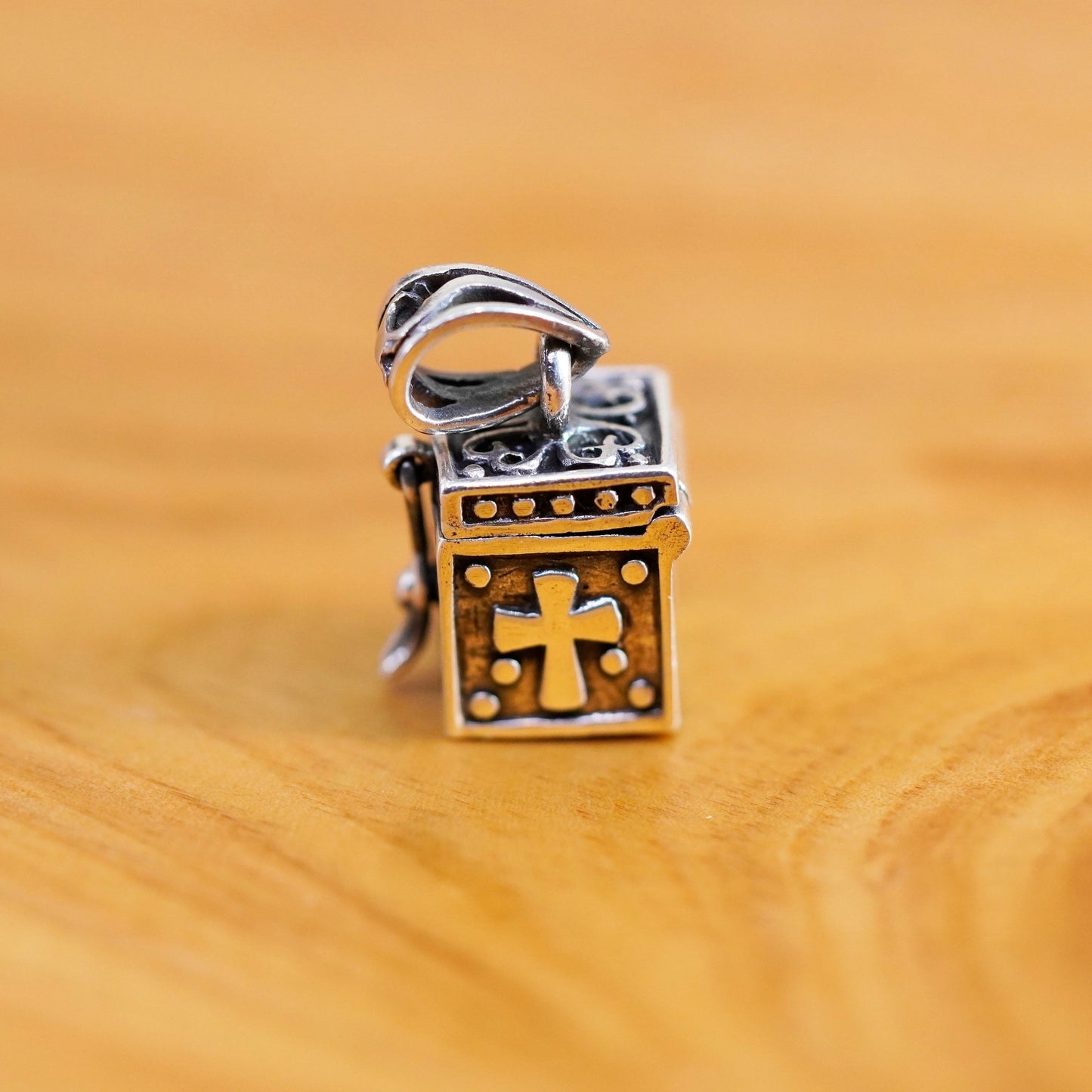 Vintage Sterling silver prayer box pendant, 925 handmade locket charm