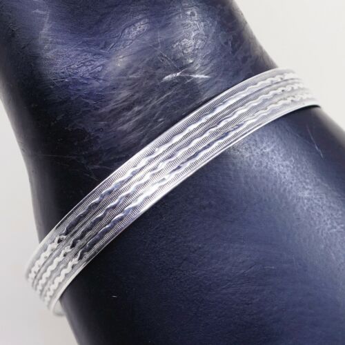 7.75”, Vtg Mexico Sterling Silver Handmade Bangle, 925 Bracelet W/ Wavy Texture