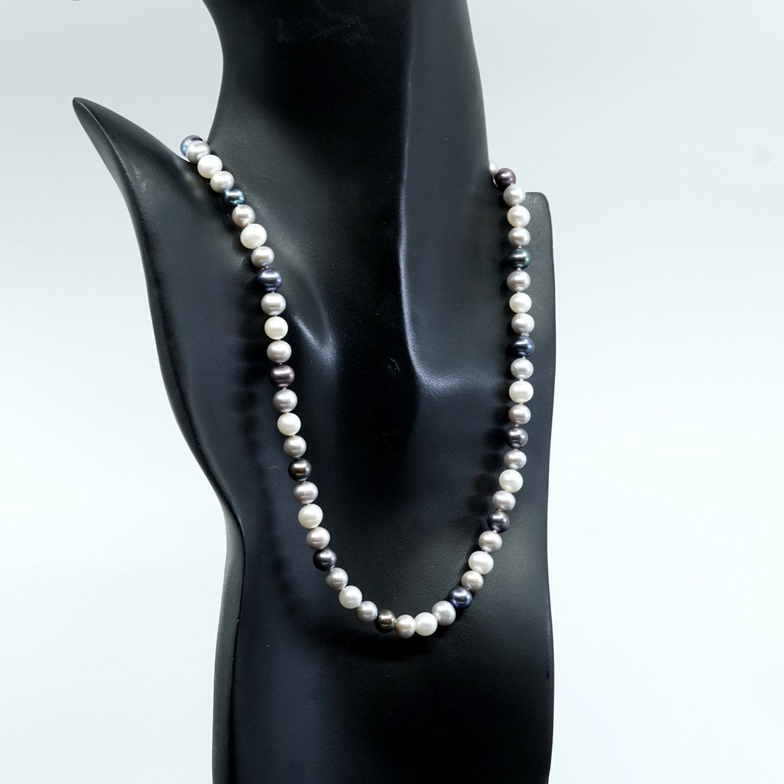 18", vintage sterling Silver necklace with genuine nugget pearl beads