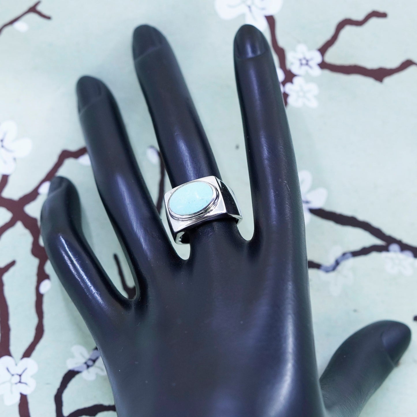 Size 7.25, vintage Sterling silver handmade ring, 925 band with turquoise inlay