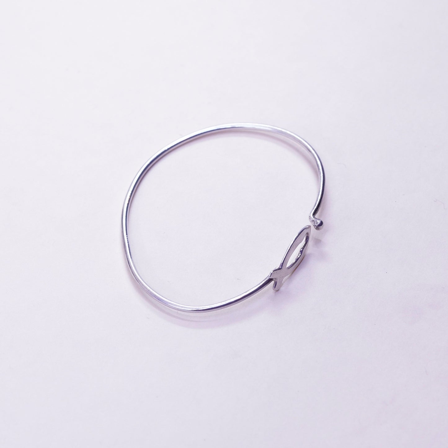 7.5”, Vintage sterling silver handmade bracelet, 925 bangle with fish hinged