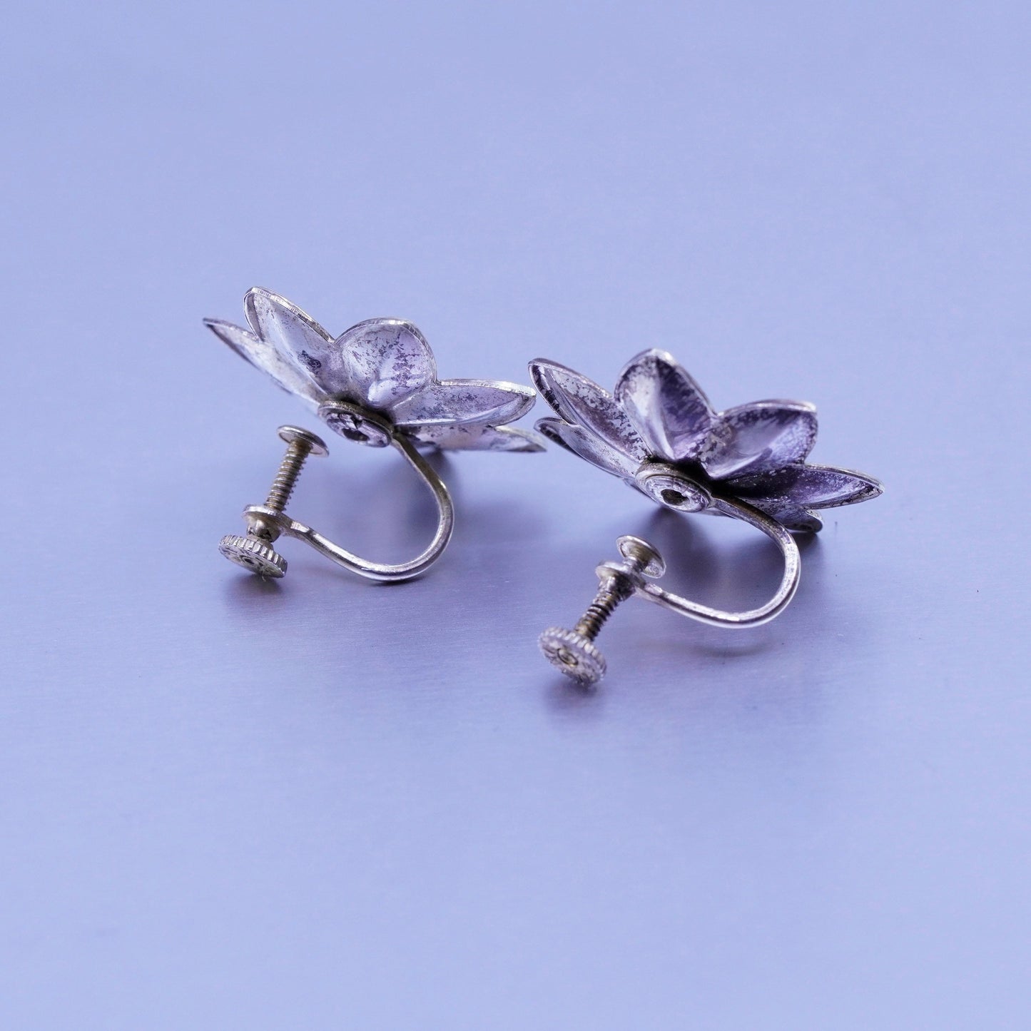 Vermeil Gold over Sterling 925 silver earrings, screw back flower with amethyst