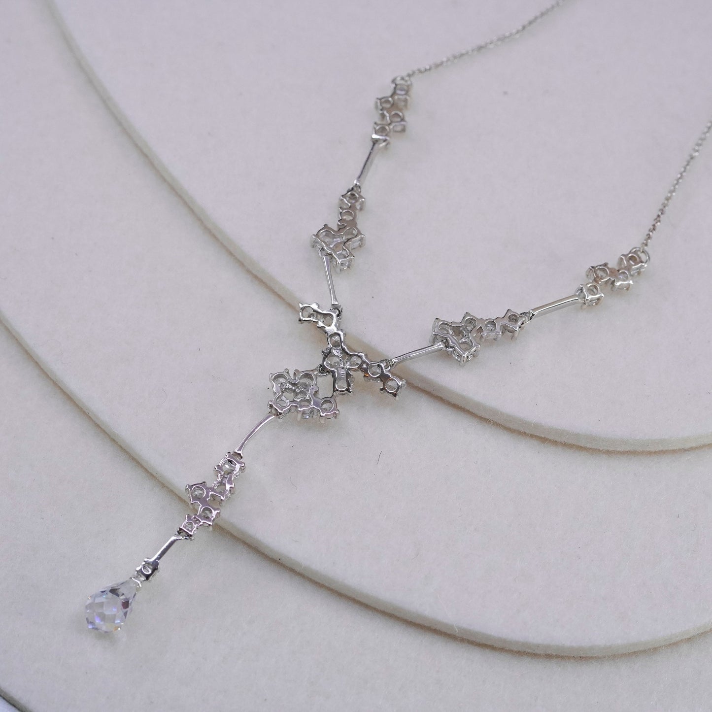 18”, vtg Sterling 925 silver handmade circle necklace with teardrop cz pendant