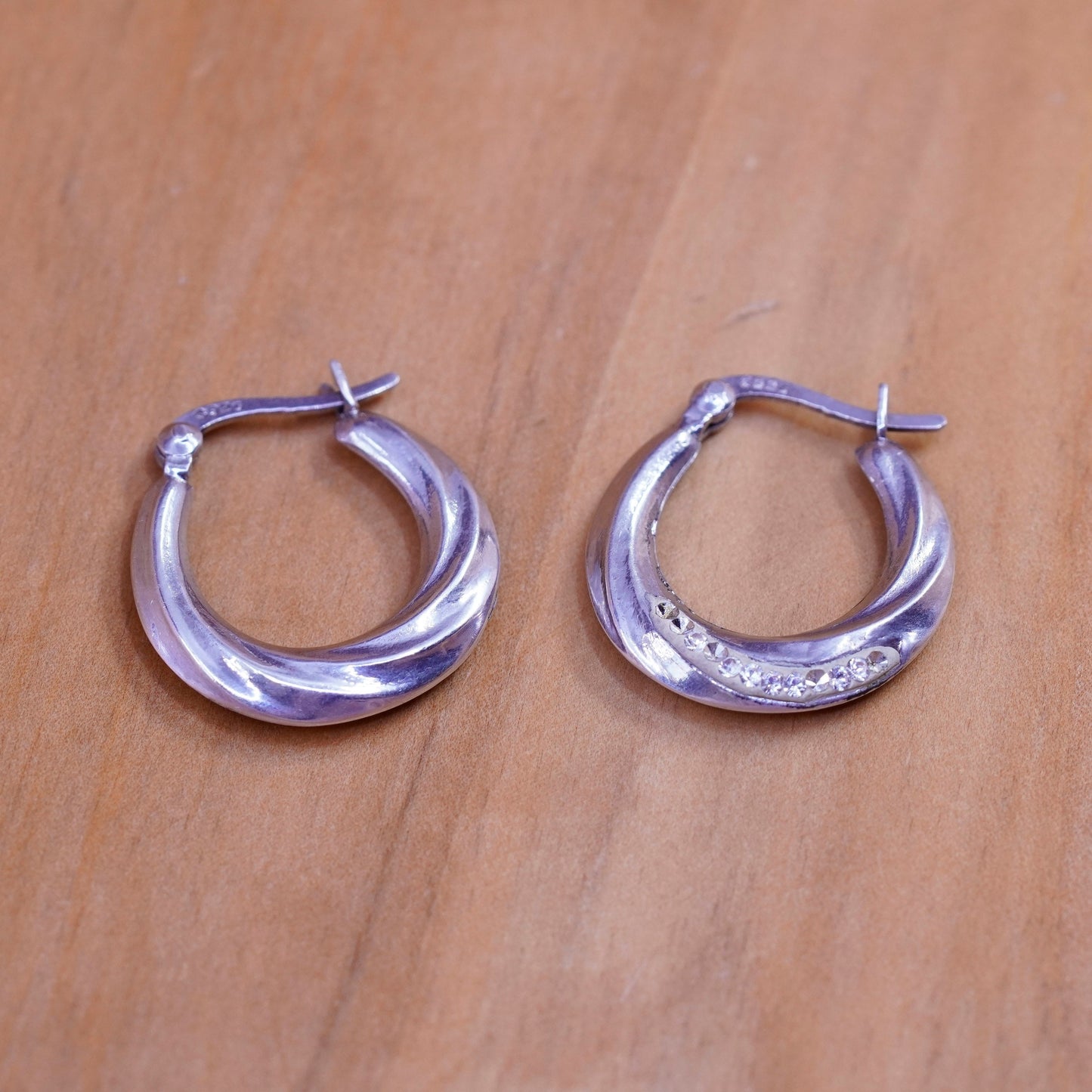 0.75”, Vintage Sterling silver handmade earrings, ribbed 925 hoops with cz