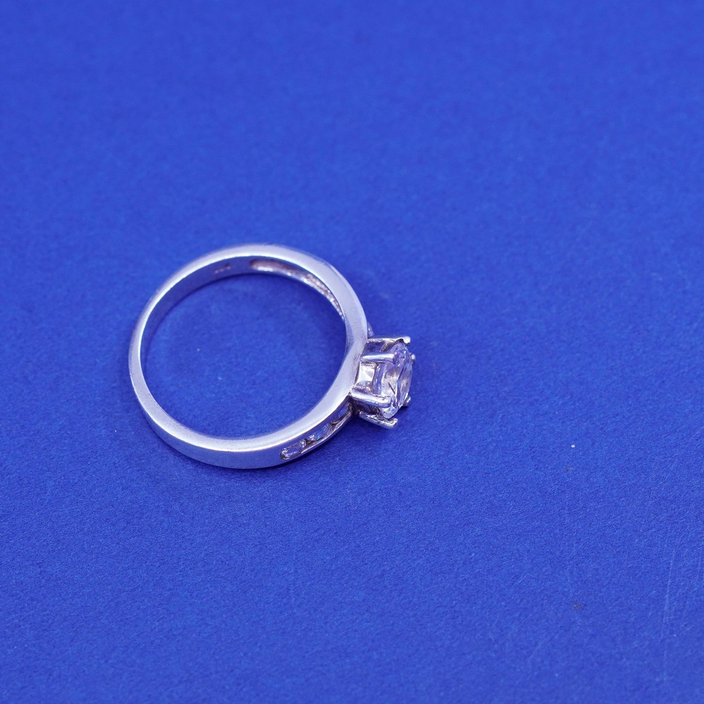 Size 9, vintage Sterling 925 silver engagement ring with clear cz stones
