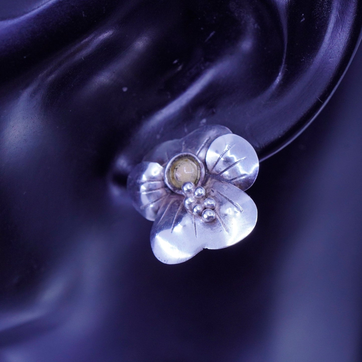 Vintage Sterling 925 silver handmade earrings, flower clip on with glass bead