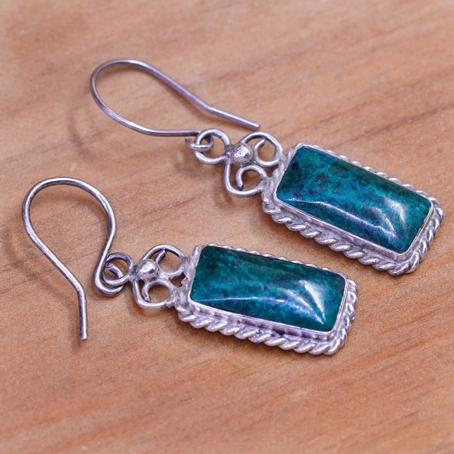 Vintage Sterling 925 silver handmade earrings with rectangular malachite