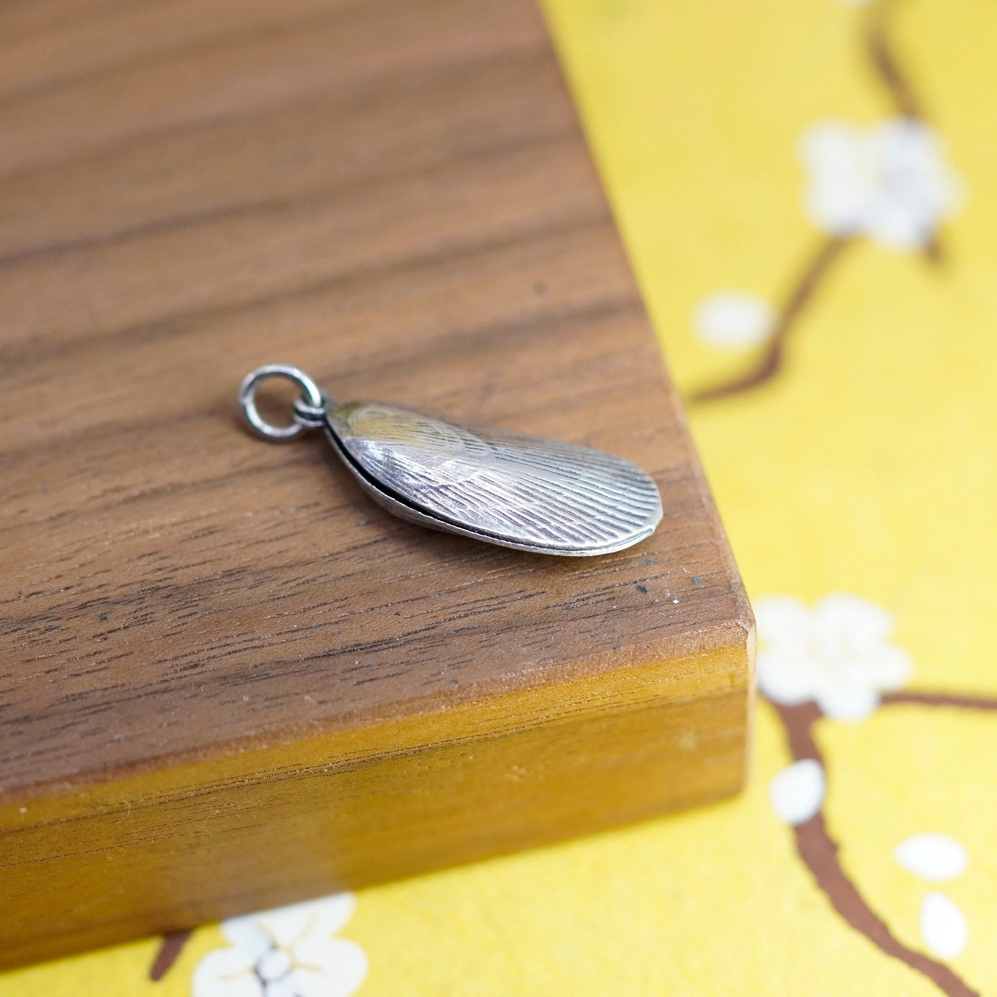 Vintage Sterling silver handmade pendant, 925 shell charm