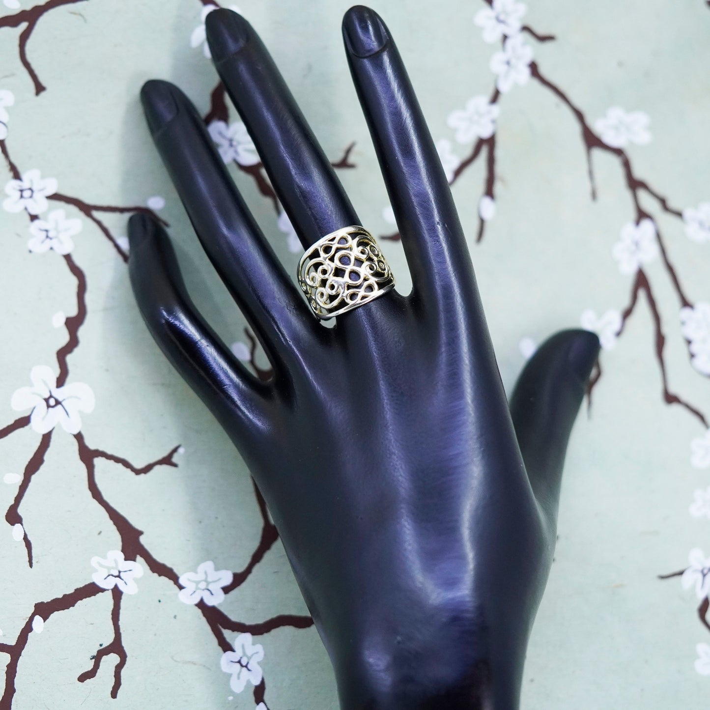 Size 7.75, vintage Sterling silver handmade ring, filigree 925 band