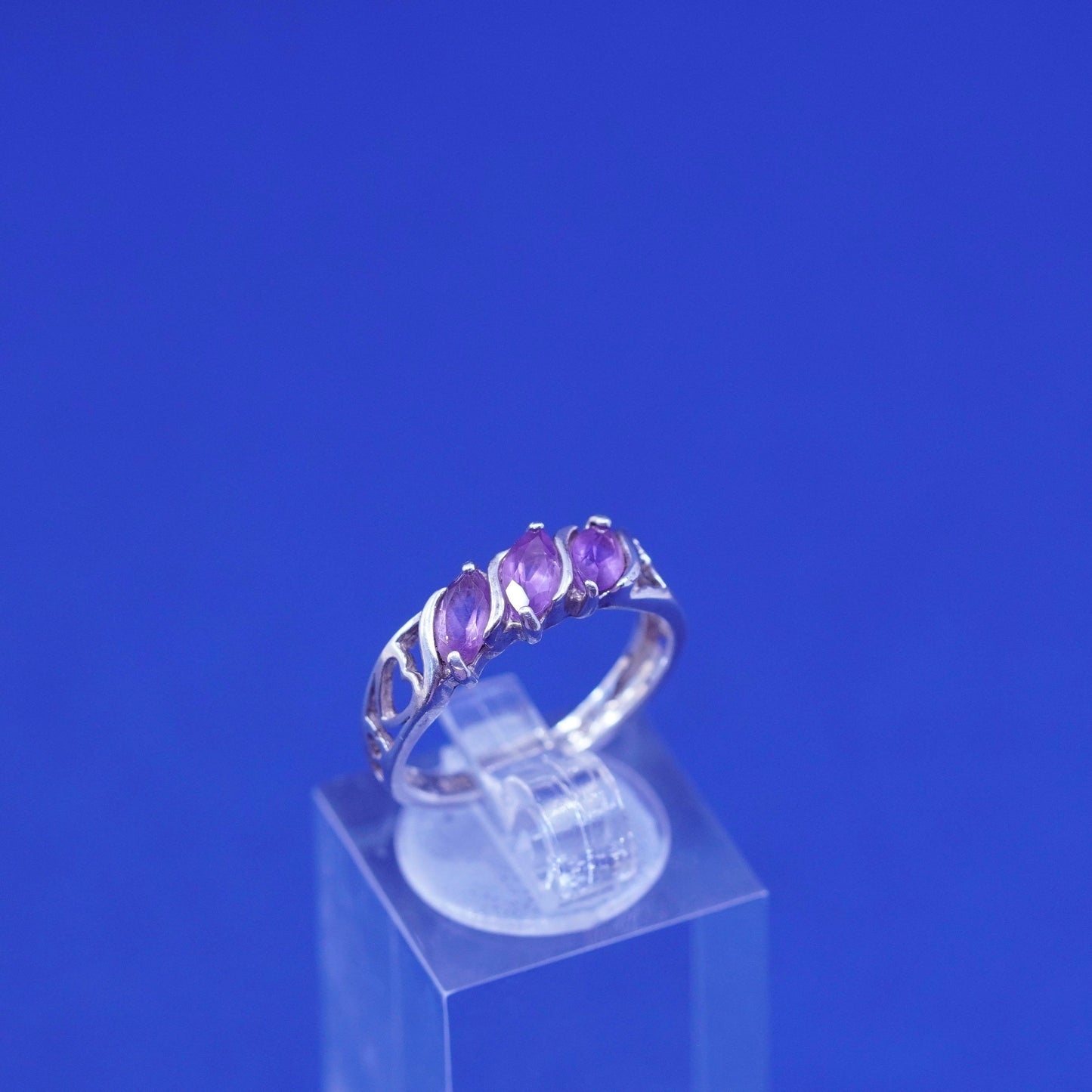 Size 6, vintage Sterling 925 silver handmade ring with Marquise amethyst ring