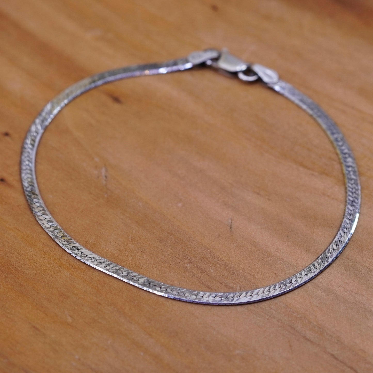 7.25”, 3mm, Vintage Sterling silver herringbone bracelet, Italy 925 chain