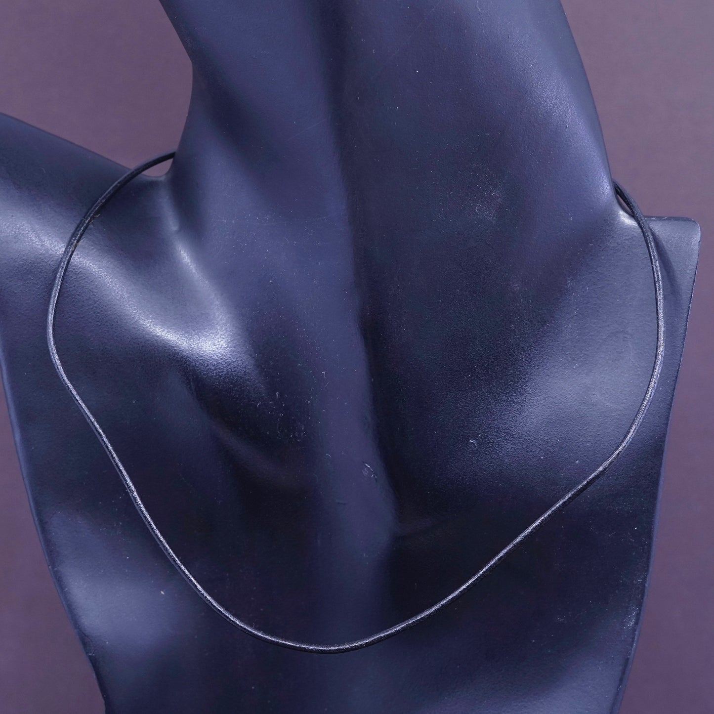 16”, vtg handmade necklace black leather thread choker w/ sterling silver clasp
