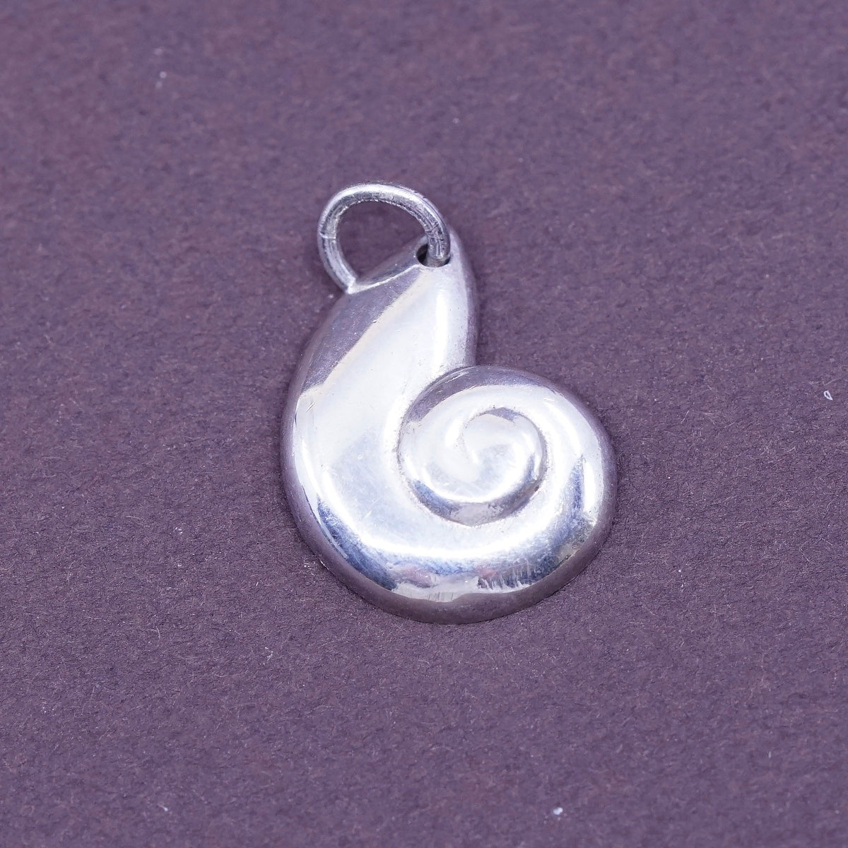 Vintage Sterling silver handmade shell pendant, 925 charm
