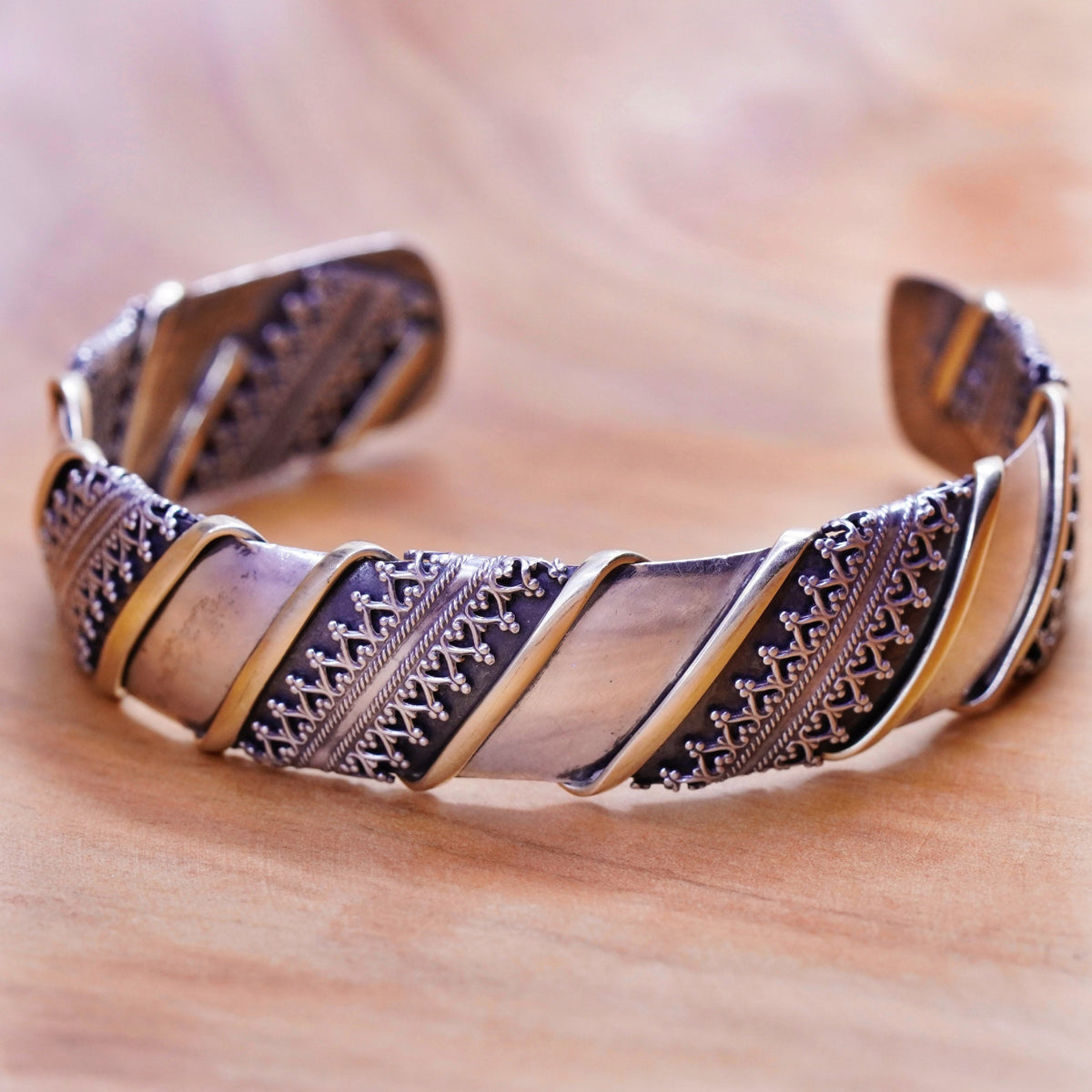 6.5”, mexico two tone Sterling silver handmade bracelet, 925 cuff brass trim