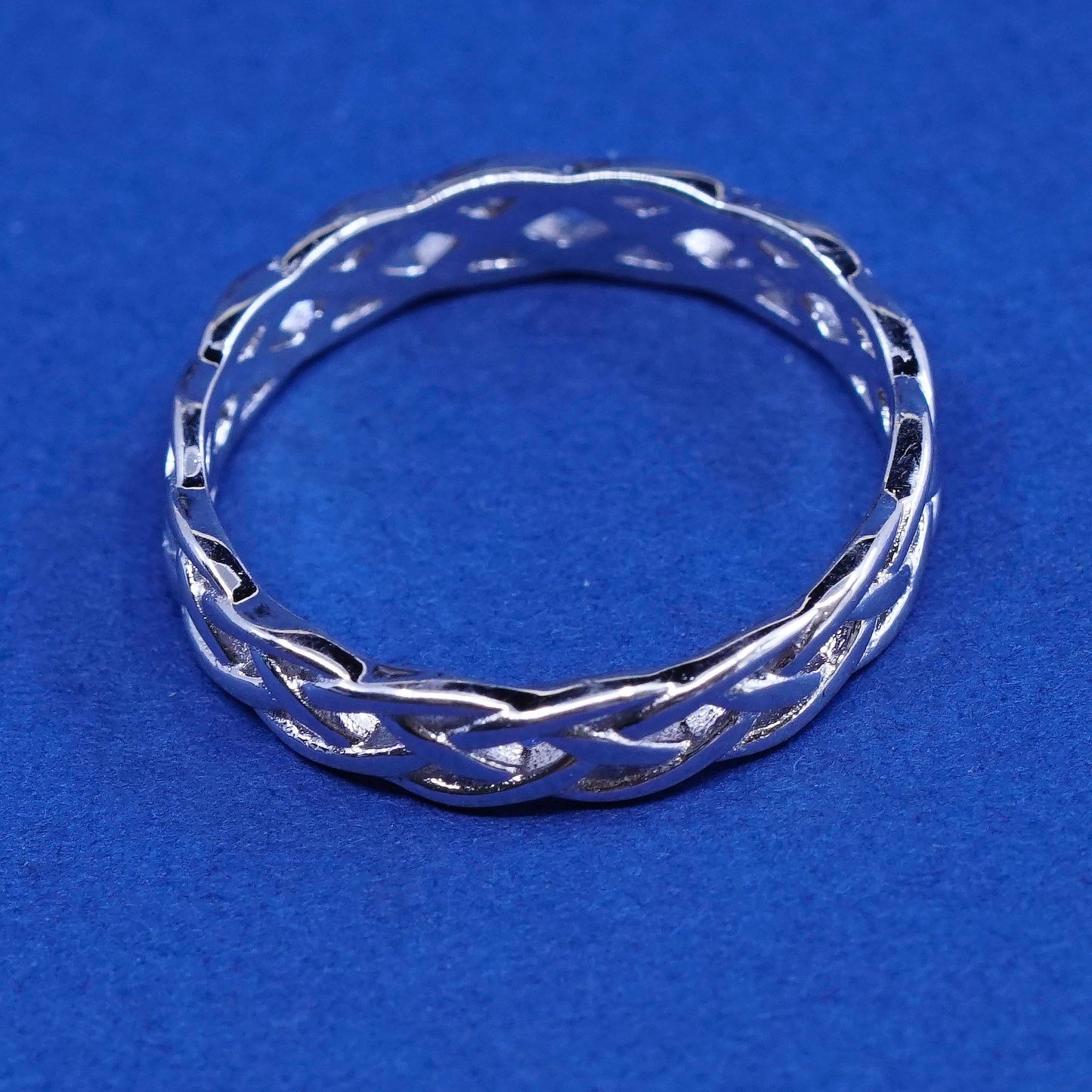 Size 7.25, vintage Sterling silver handmade ring, 925 woven band