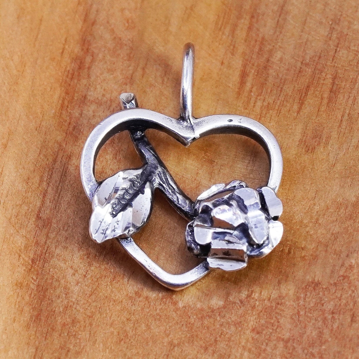 Vintage silpada Sterling silver handmade pendant, 925 heart charm with rose