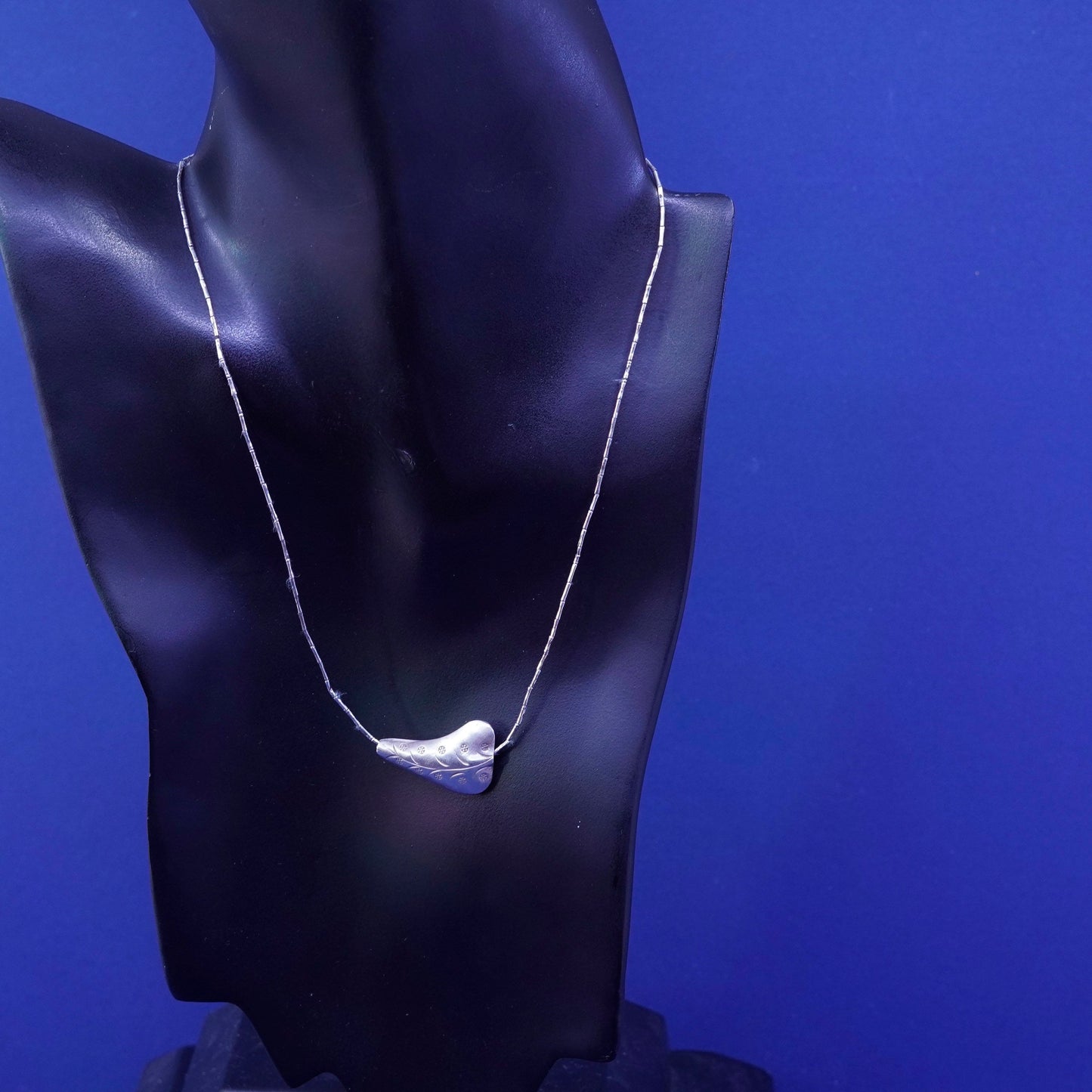 16”, j Jill liquid Sterling 925 necklace, liquid silver chain with leaf pendant
