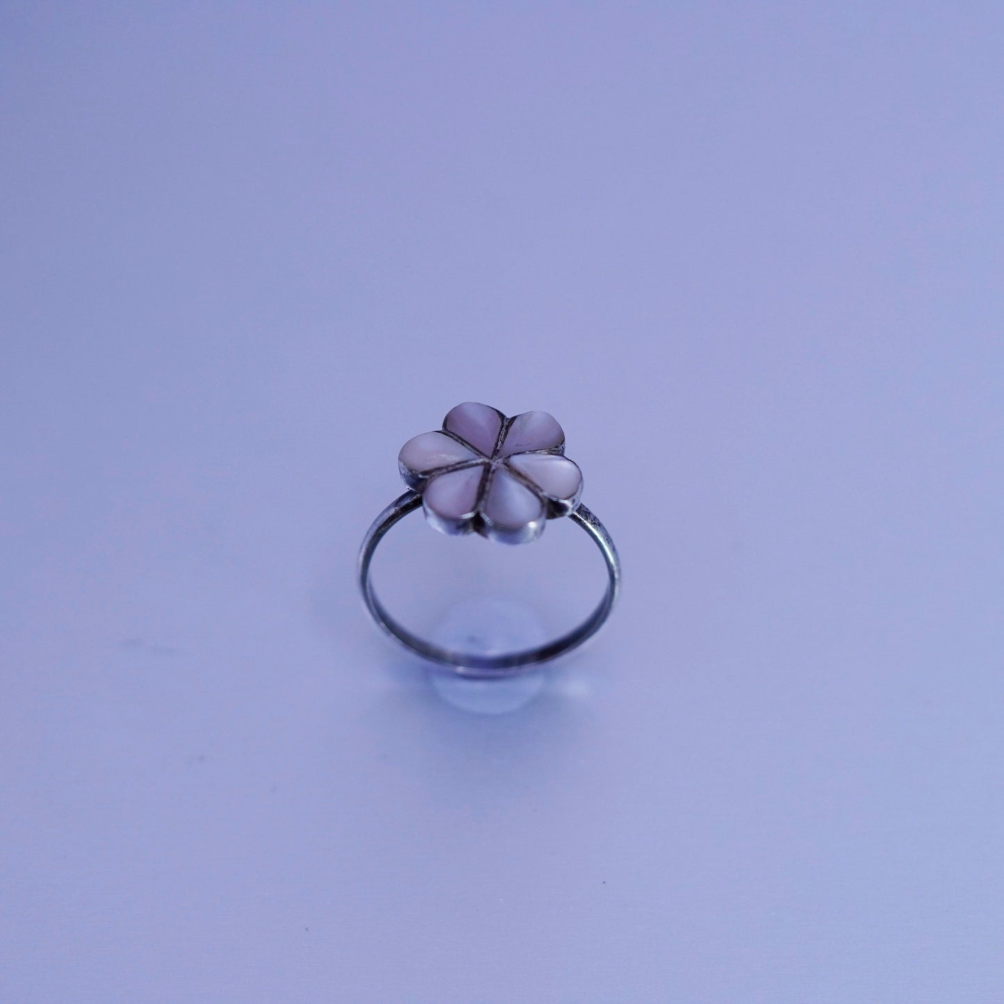 Size 6.25, Native American navajo Sterling 925 silver ring mother of pearl