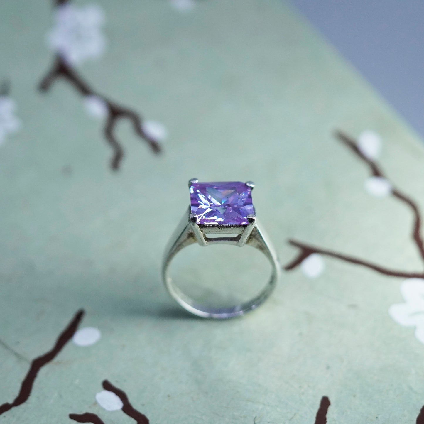 Size 7, vintage Sterling 925 silver handmade ring with amethyst