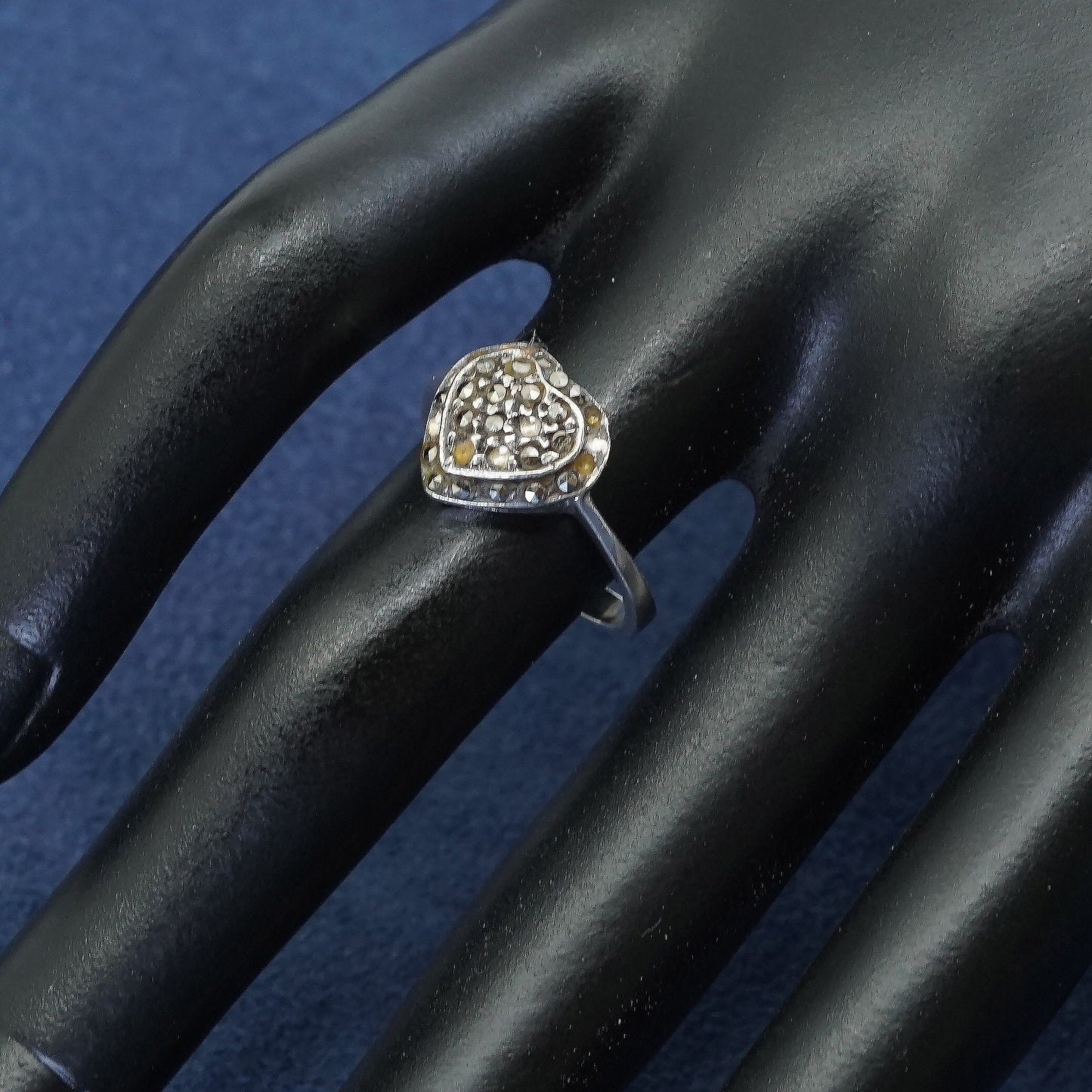 sz 6.75, vtg Sterling silver handmade ring, 925 band w/ marcasite heart
